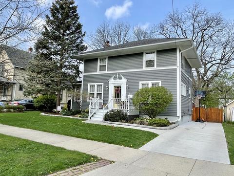 940 Bellevue Ave, Elgin, IL 60120 photo 2