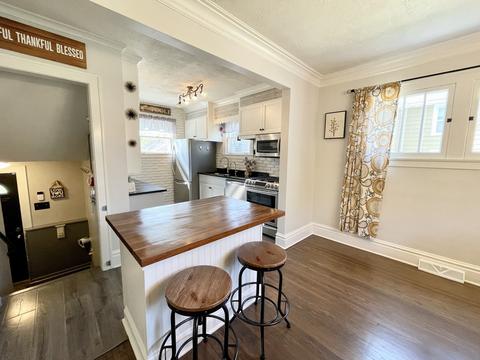 940 Bellevue Ave, Elgin, IL 60120 photo 11