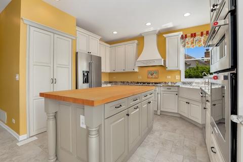 1287 Hunters Rdg E, Hoffman Estates, IL 60192 photo 11