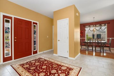 1287 Hunters Rdg E, Hoffman Estates, IL 60192 photo 3