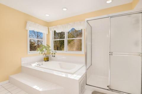 1287 Hunters Rdg E, Hoffman Estates, IL 60192 photo 28