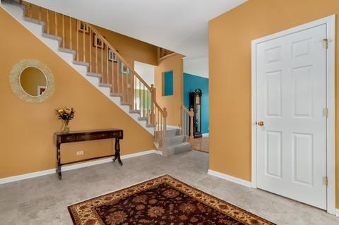 1287 Hunters Rdg E, Hoffman Estates, IL 60192 photo 4