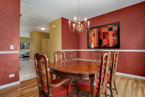 1287 Hunters Rdg E, Hoffman Estates, IL 60192 photo 9