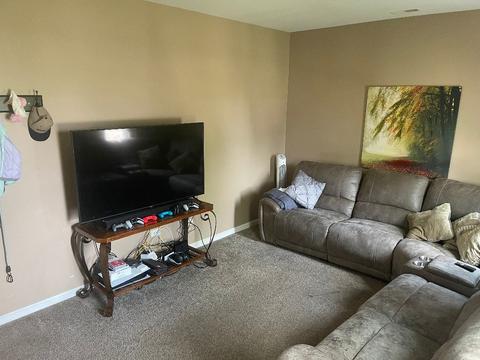310 E Main St, Morris, IL 60450 photo 6