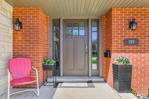 149 Tennyson Dr, Wheaton, IL 60189 photo 3