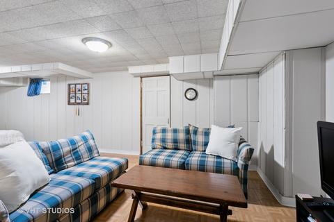 217 E Madison Ave, Wheaton, IL 60187 photo 11