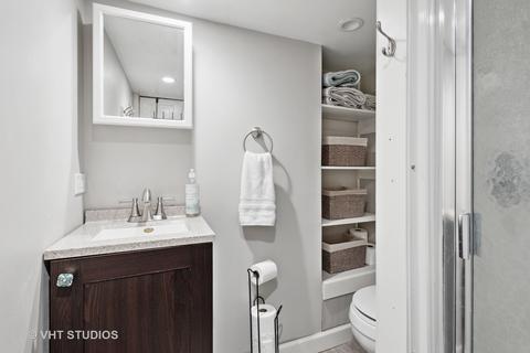 217 E Madison Ave, Wheaton, IL 60187 photo 12