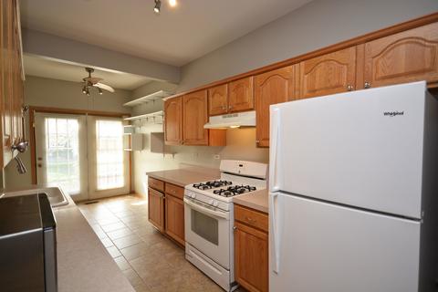 2305 Reflections Dr, Aurora, IL 60502 photo 5