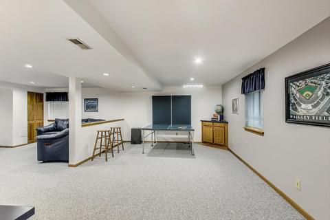 650 Bending Ct, Des Plaines, IL 60016 photo 47