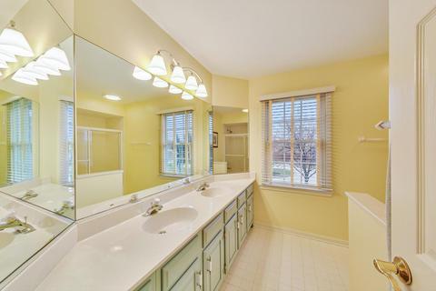 650 Bending Ct, Des Plaines, IL 60016 photo 40