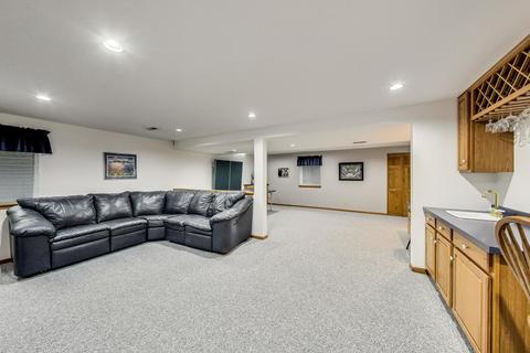 650 Bending Ct, Des Plaines, IL 60016 photo 43