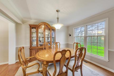 650 Bending Ct, Des Plaines, IL 60016 photo 12