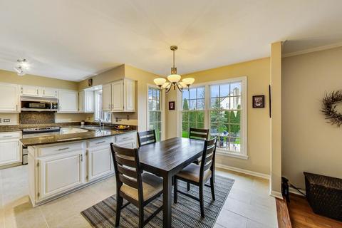 650 Bending Ct, Des Plaines, IL 60016 photo 21