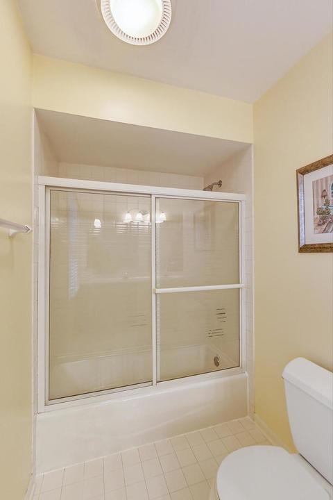 650 Bending Ct, Des Plaines, IL 60016 photo 41