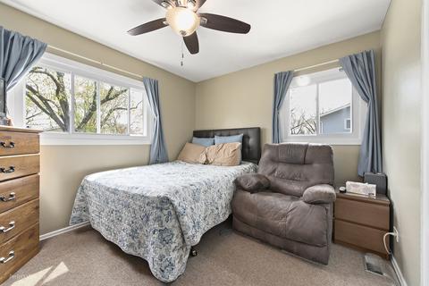1650 Dennison Rd, Hoffman Estates, IL 60169 photo 14