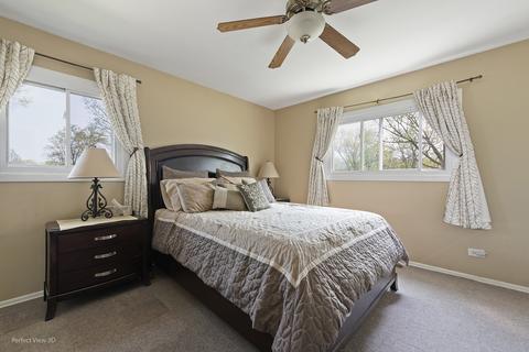 1650 Dennison Rd, Hoffman Estates, IL 60169 photo 11