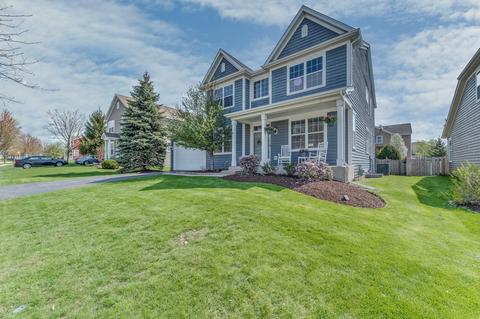 3075 Chalkstone Ave, Elgin, IL 60124 photo 2