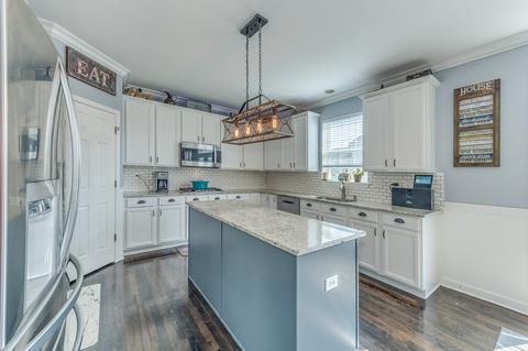 3075 Chalkstone Ave, Elgin, IL 60124 photo 8