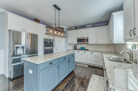 3075 Chalkstone Ave, Elgin, IL 60124 photo 9