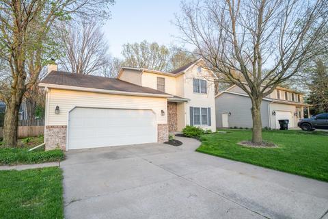 16 Palm Ct, Bloomington, IL 61701 photo 2