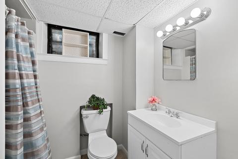 817 Harlem Ave, Glenview, IL 60025 photo 12