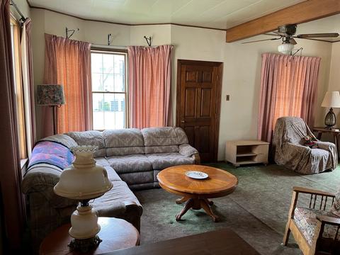 4008 Amelia Ave, Lyons, IL 60534 photo 2