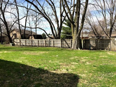 1216 Wall St, Normal, IL 61761 photo 9