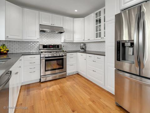 209 E North Ave, Elmhurst, IL 60126 photo 9