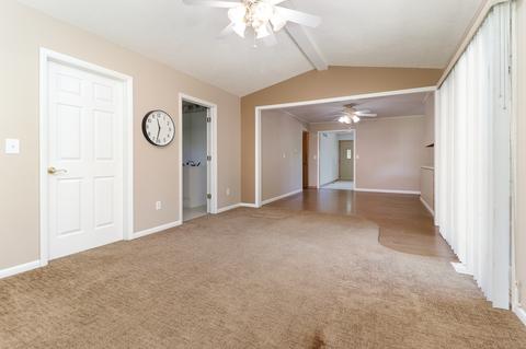 404 W Exchange St, Danvers, IL 61732 photo 12