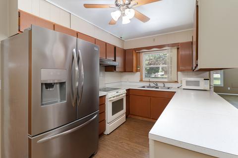 404 W Exchange St, Danvers, IL 61732 photo 7