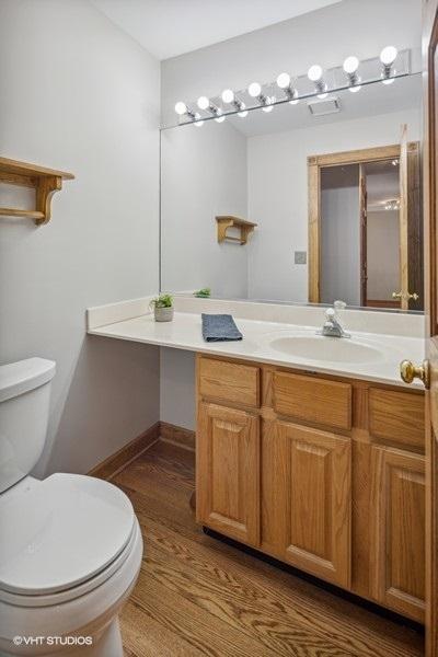 208 S Rush St, Itasca, IL 60143 photo 9
