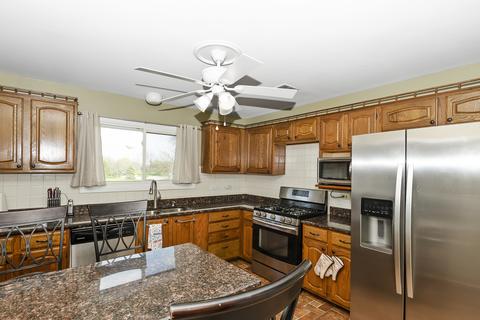 45 Cloverleaf Rd, Matteson, IL 60443 photo 11