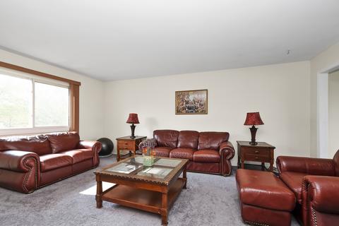 45 Cloverleaf Rd, Matteson, IL 60443 photo 5
