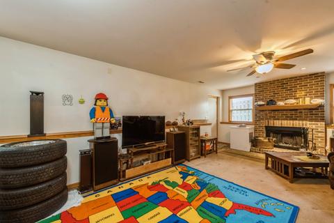 32759 Innetowne Rd, Lakemoor, IL 60051 photo 10