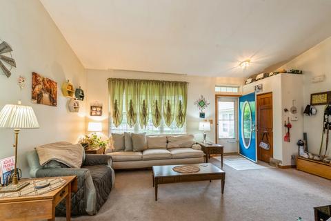 32759 Innetowne Rd, Lakemoor, IL 60051 photo 2