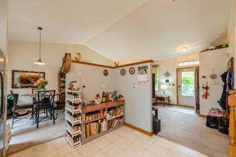 32759 Innetowne Rd, Lakemoor, IL 60051 photo 6