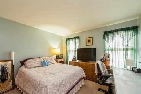 32759 Innetowne Rd, Lakemoor, IL 60051 photo 9