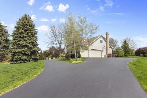4 N495 Mountain Ash Dr, Wayne, IL 60184 photo 3