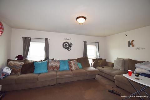 901 E Benton St, Aurora, IL 60505 photo 14