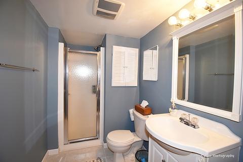812 Foster Ave, Bartlett, IL 60103 photo 16