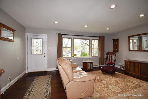 812 Foster Ave, Bartlett, IL 60103 photo 6