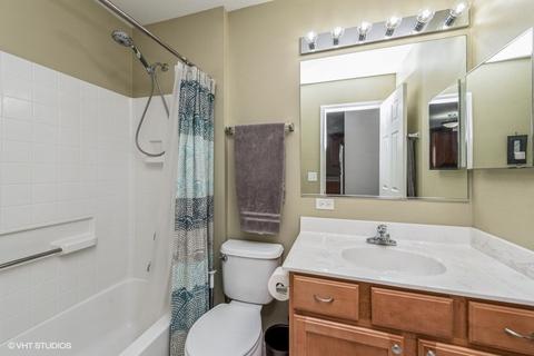 524 Legend Ln, Mchenry, IL 60050 photo 13