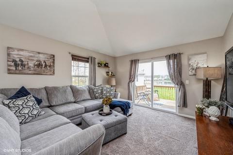 524 Legend Ln, Mchenry, IL 60050 photo 6