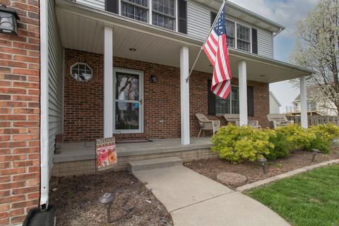 1218 Windsor Dr, Normal, IL 61761 photo 2