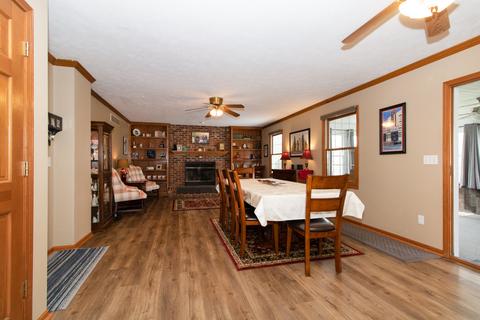 1218 Windsor Dr, Normal, IL 61761 photo 6