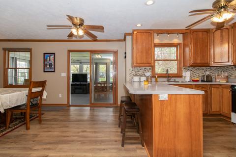 1218 Windsor Dr, Normal, IL 61761 photo 3
