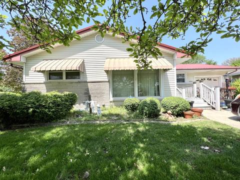 528 Broadmeadow Rd, Rantoul, IL 61866 photo 1