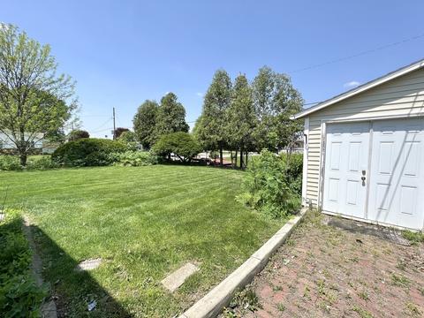 528 Broadmeadow Rd, Rantoul, IL 61866 photo 6