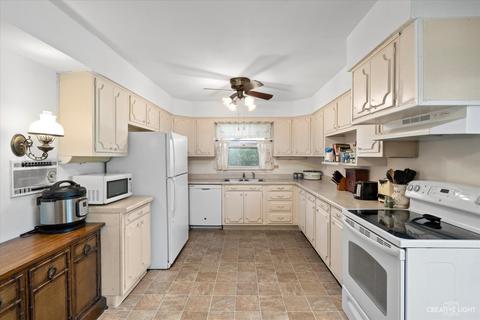 173 S Jane Dr, Elgin, IL 60123 photo 9