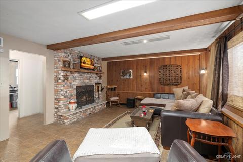 173 S Jane Dr, Elgin, IL 60123 photo 4